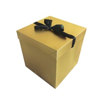 Cadeaudoos Goud + Zwarte Strik 22cm