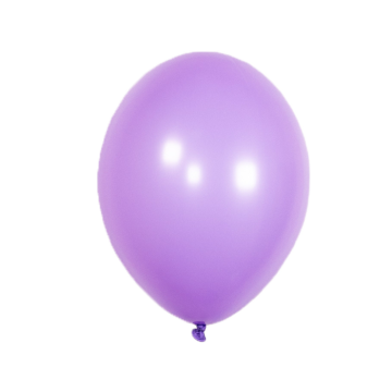 Paarse latex ballonnen, volledig opgeblazen tot 29 cm, verpakt per 50 stuks.