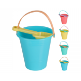 Strandemmer met schep