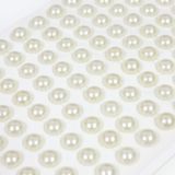 Parel Stickers Creme M (126st)